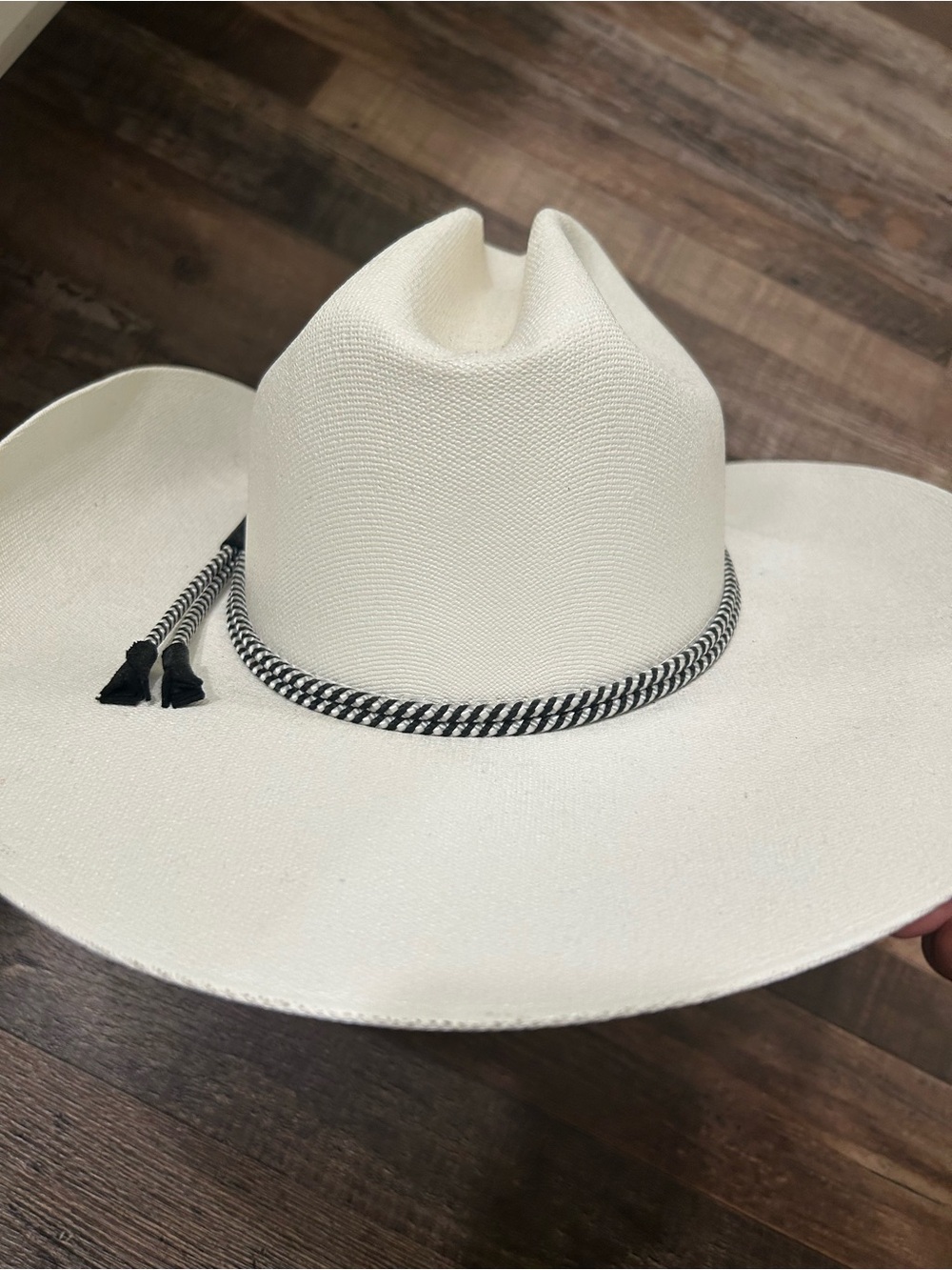 Cowboy hat - Picture 3 of 3